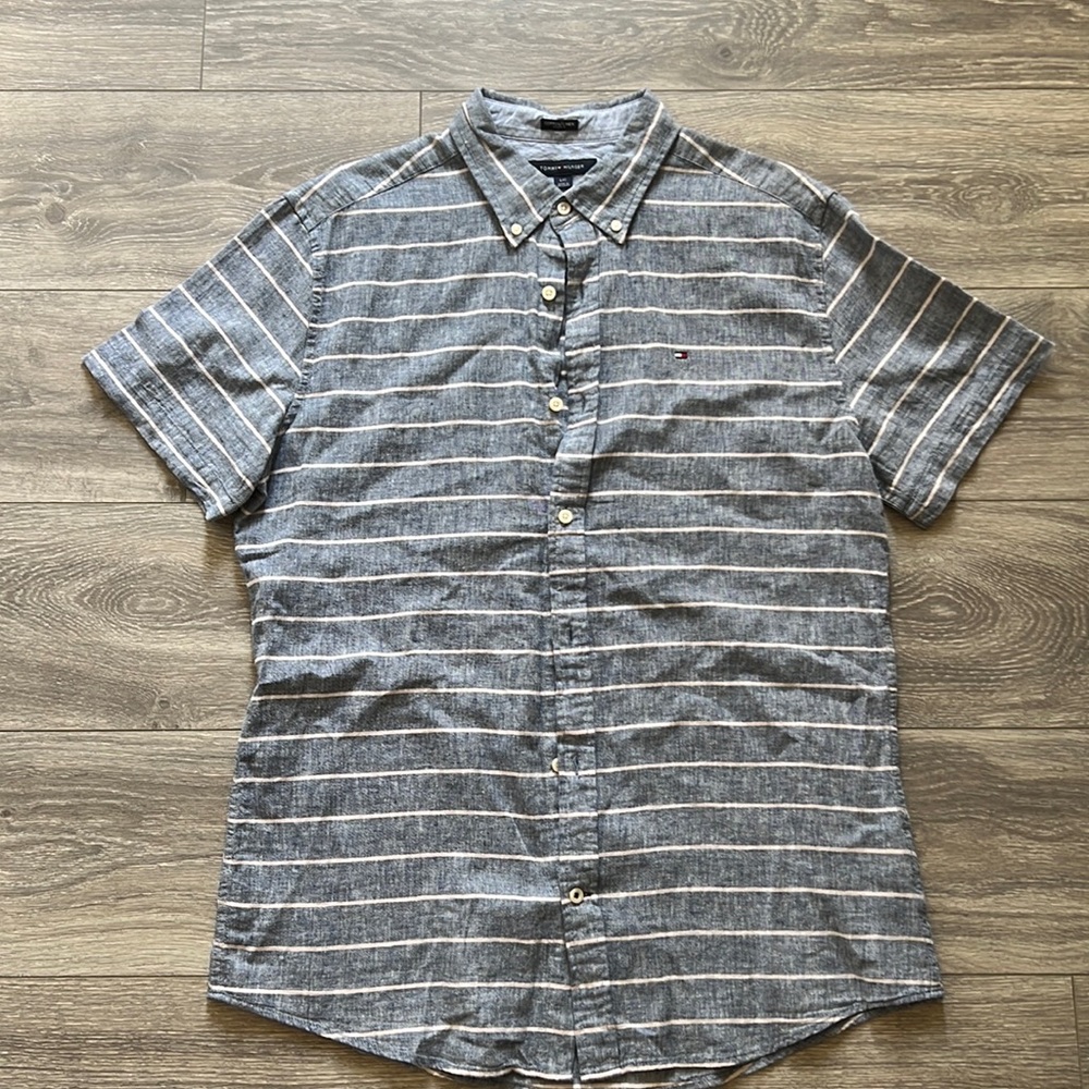 Tommy Hilfiger linen blend striped button down size large